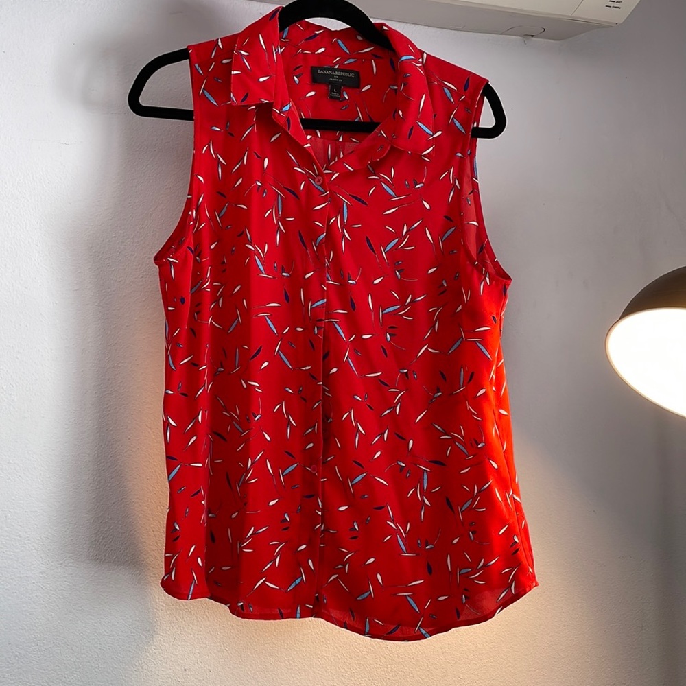 Banana Republic sleeveless top